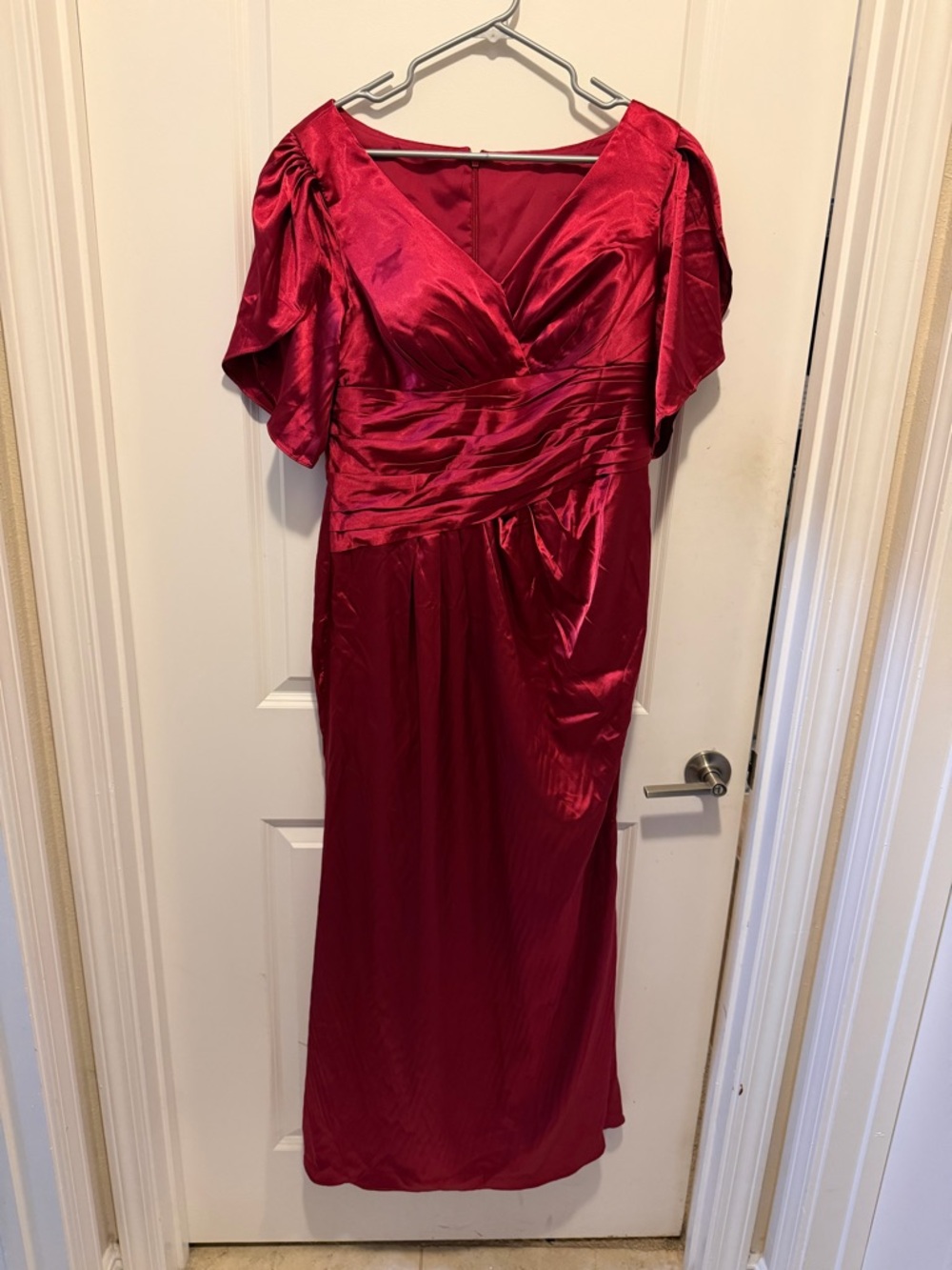 Elegant Red Satin V-Neck Women’s Dress